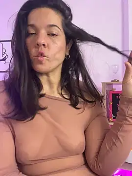 leiablack Chat XXX in diretta