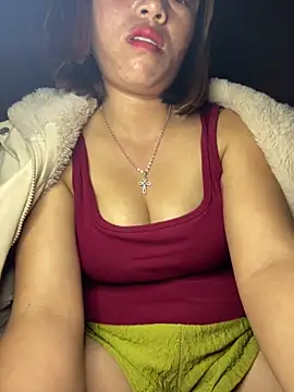 Nabi_sexy Adlı Modelin Canlı XXX Sohbeti