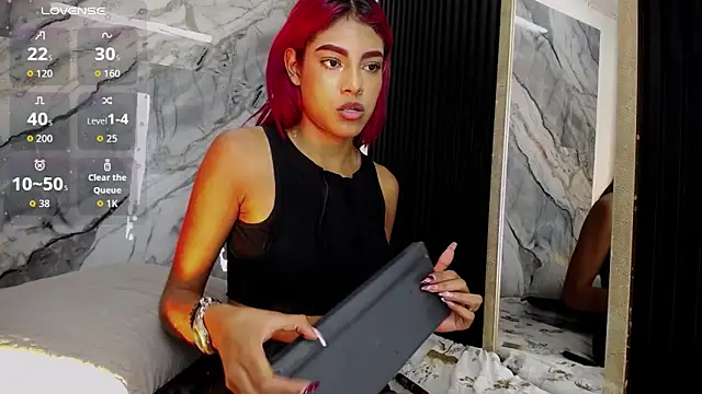 Luna_Ember 现场XXX聊天