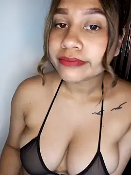 Czat XXX na żywo – StormiRose_