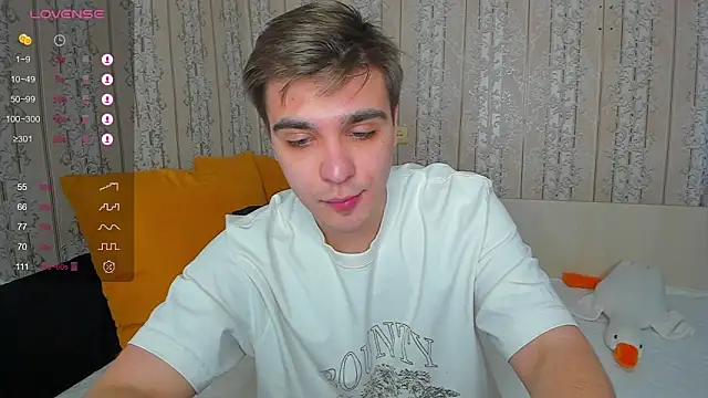 lilluckluv's Live XXX Chat