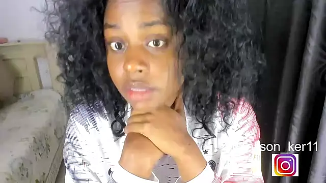 alison-ker3のライブXXXチャット