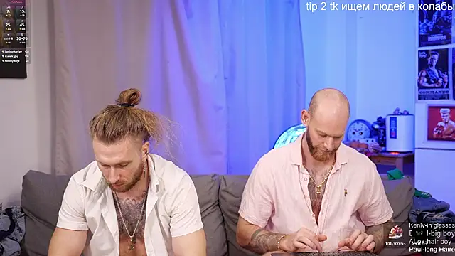 rusbigpaul: διαδικτυακό σόου στην κάμερα