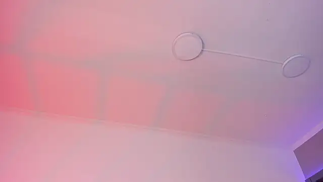 AmberiniHoffman's Live XXX Chat