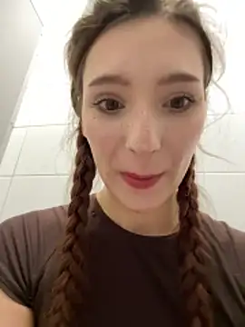 LilluKatten Live XXX-chat