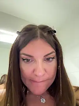 JessicaFlame Adlı Modelin Canlı XXX Sohbeti