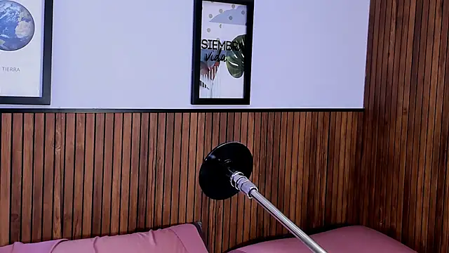 Chat XXX en directo de dahian_boobs