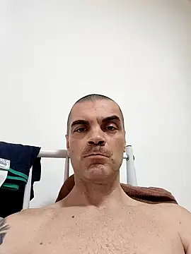 Živý XXX chat DOMINATOR_SIR-MASTER