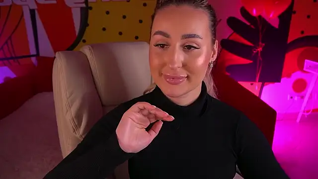 LiaBrazzerr Adlı Modelin Canlı XXX Sohbeti