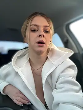 Love_Bri: απευθείας συνομιλία ΧΧΧ