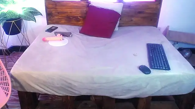 Yeseniaa25_ live XXX chat