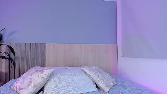 Czat XXX na żywo – Atenea_Clerk