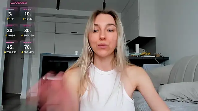 Chat +18 de Sunny_Rina_ ao vivo