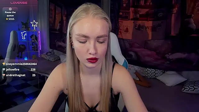 Chat XXX en directo de TessaGrays