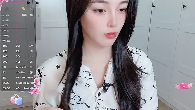 Koibearn Live XXX chat