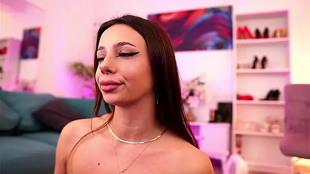 Aisha_Bee Live XXX-Chat