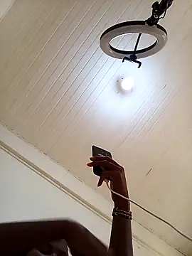 AnastiaBushlah Adlı Modelin Canlı XXX Sohbeti