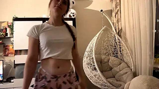 AnjaEmmlck's Live XXX Chat