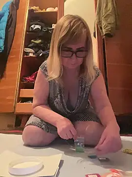 Irina2909@xh Chat XXX in diretta