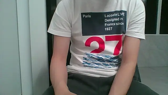 nole_china7's Live XXX Chat