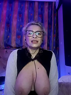 BellaBellaHot live XXX chat