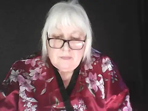 Alexia64231 即時 XXX 聊天