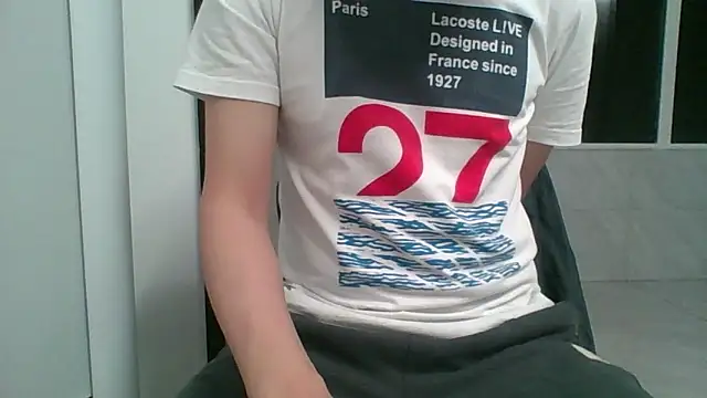 nole_china7 Adlı Modelin Canlı XXX Sohbeti