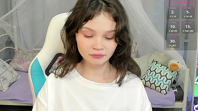 EmilyChaves: онлайн-секс-чат