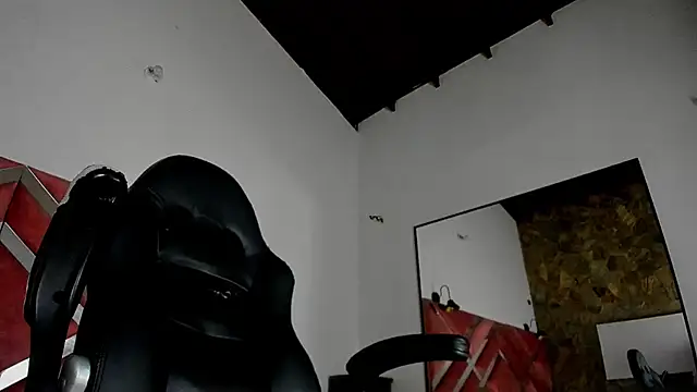 Chat XXX Live madame_ibby