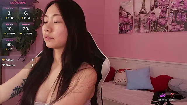 Inari_Okami_'s Live XXX Chat