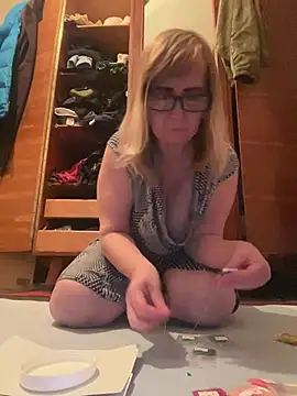 Irina2909@xh's Live XXX Chat