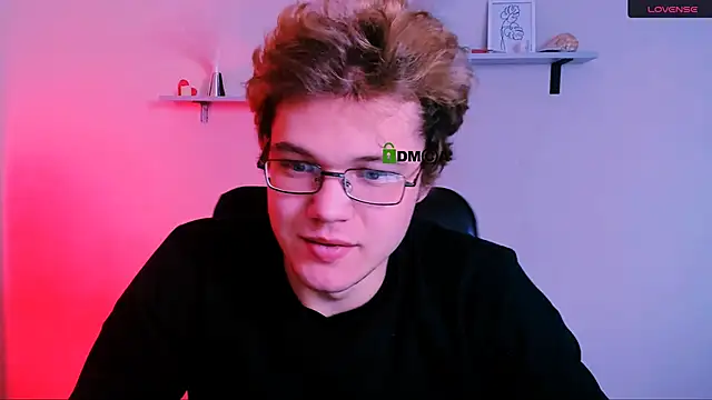 lucas_long_ live XXX chat