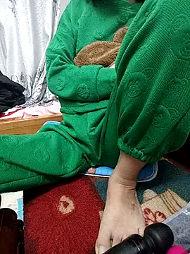 Haralushiaaa 现场XXX聊天