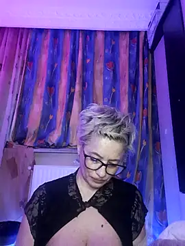 BellaBellaHot Chat XXX in diretta