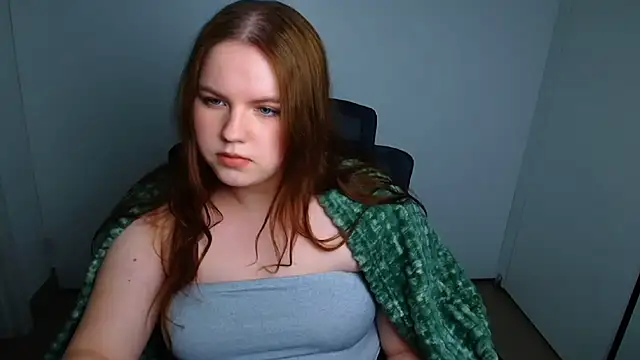 Kitty_Mia_Kitty Adlı Modelin Canlı XXX Sohbeti