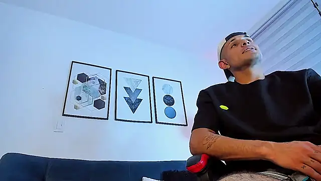 JACOB_RACHELL Adlı Modelin Canlı XXX Sohbeti