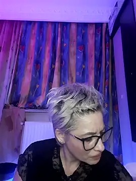 BellaBellaHot Chat XXX in diretta