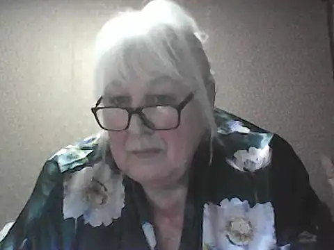 Alexia64231's Live XXX Chat