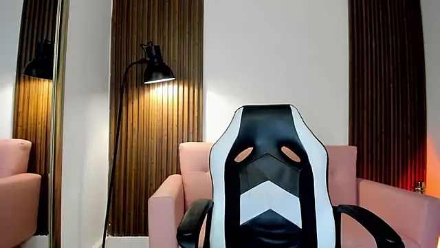 MAGIC_ISA 现场XXX聊天