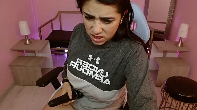 دردشة Adri_gomez_x الجنسية المباشرة