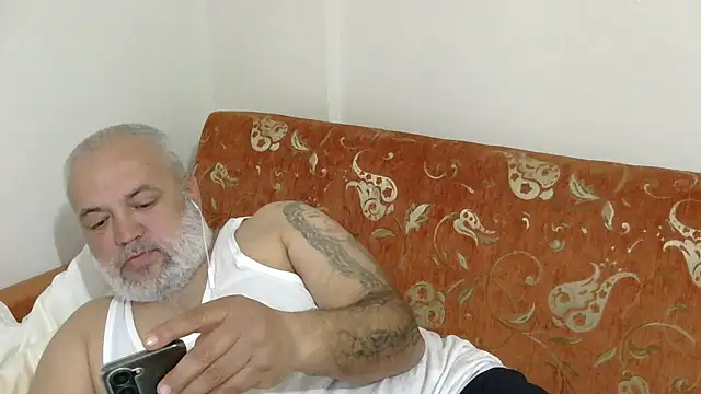 Chatroom XXX en direct de husoizmir