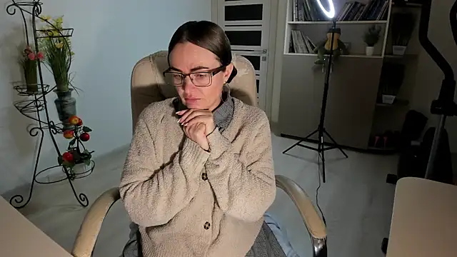 Vika73 Live XXX Chat