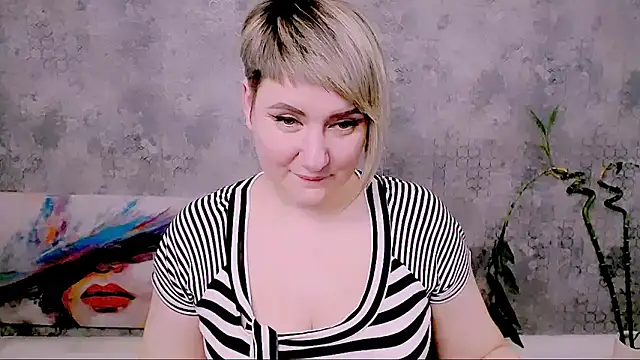 Djullia 라이브 XXX 채팅