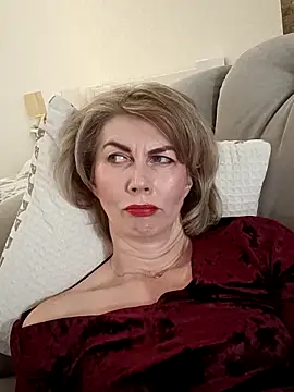 stellahere8のライブXXXチャット