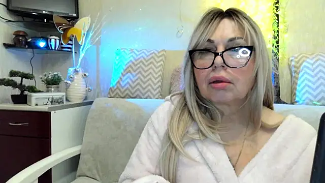 SusieNoreen – Naživo XXX chat