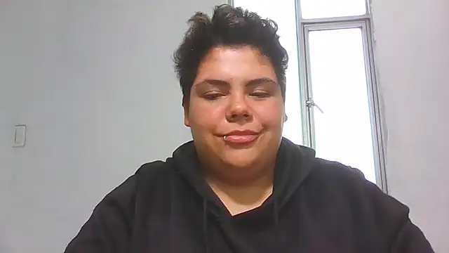 Chat XXX ao vivo de Hailey_Curvy