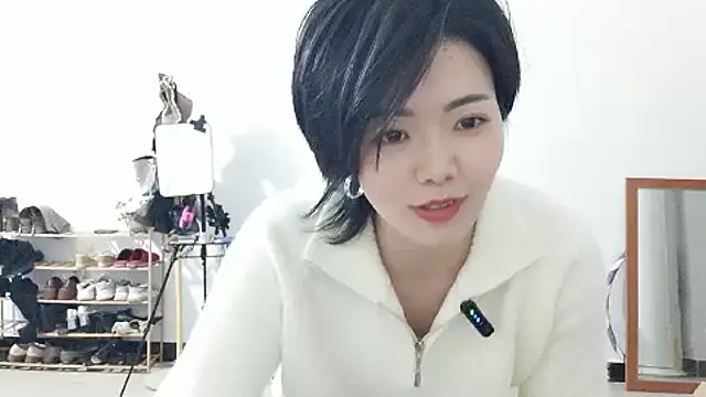 Chat XXX ao vivo de Lulu-uu