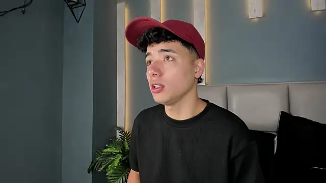 Matt_Wolf_ Live XXX-chat