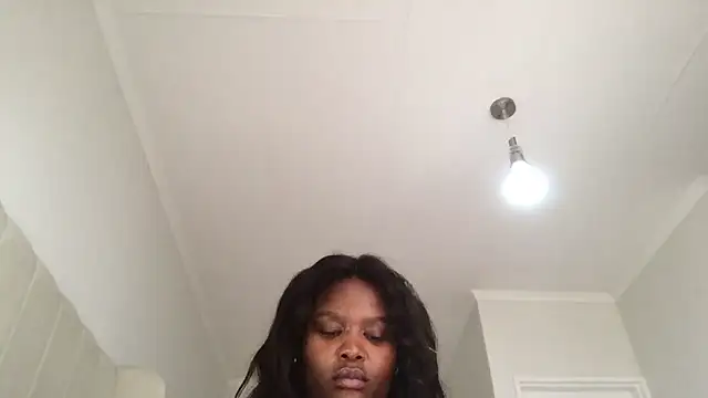 xBUSTY_CANDYx's Live XXX Chat