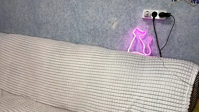 Lia_rise Chat XXX in diretta